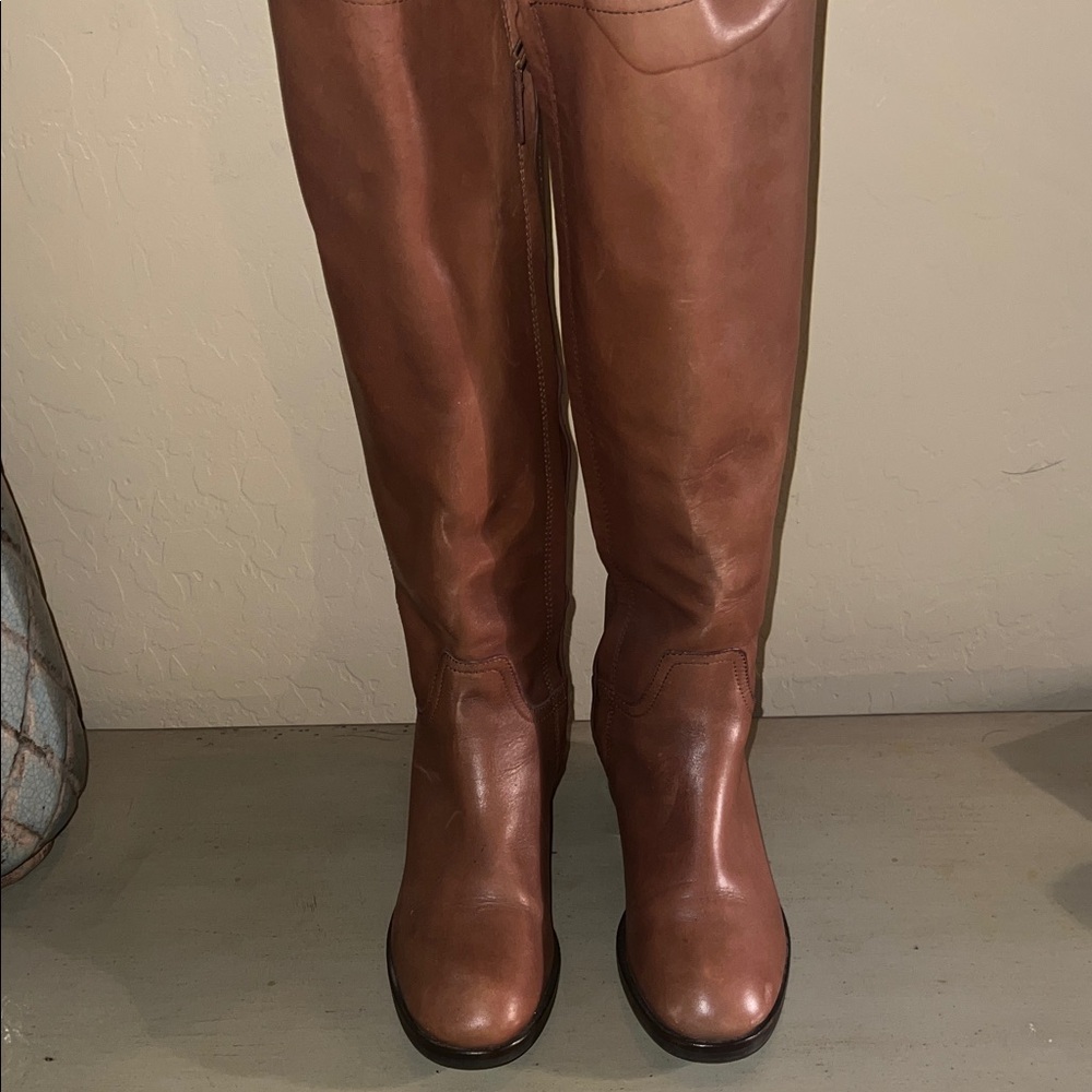 Tory Burch Fulton Knee High Boots Brown Leather Size 8 Excellent condition